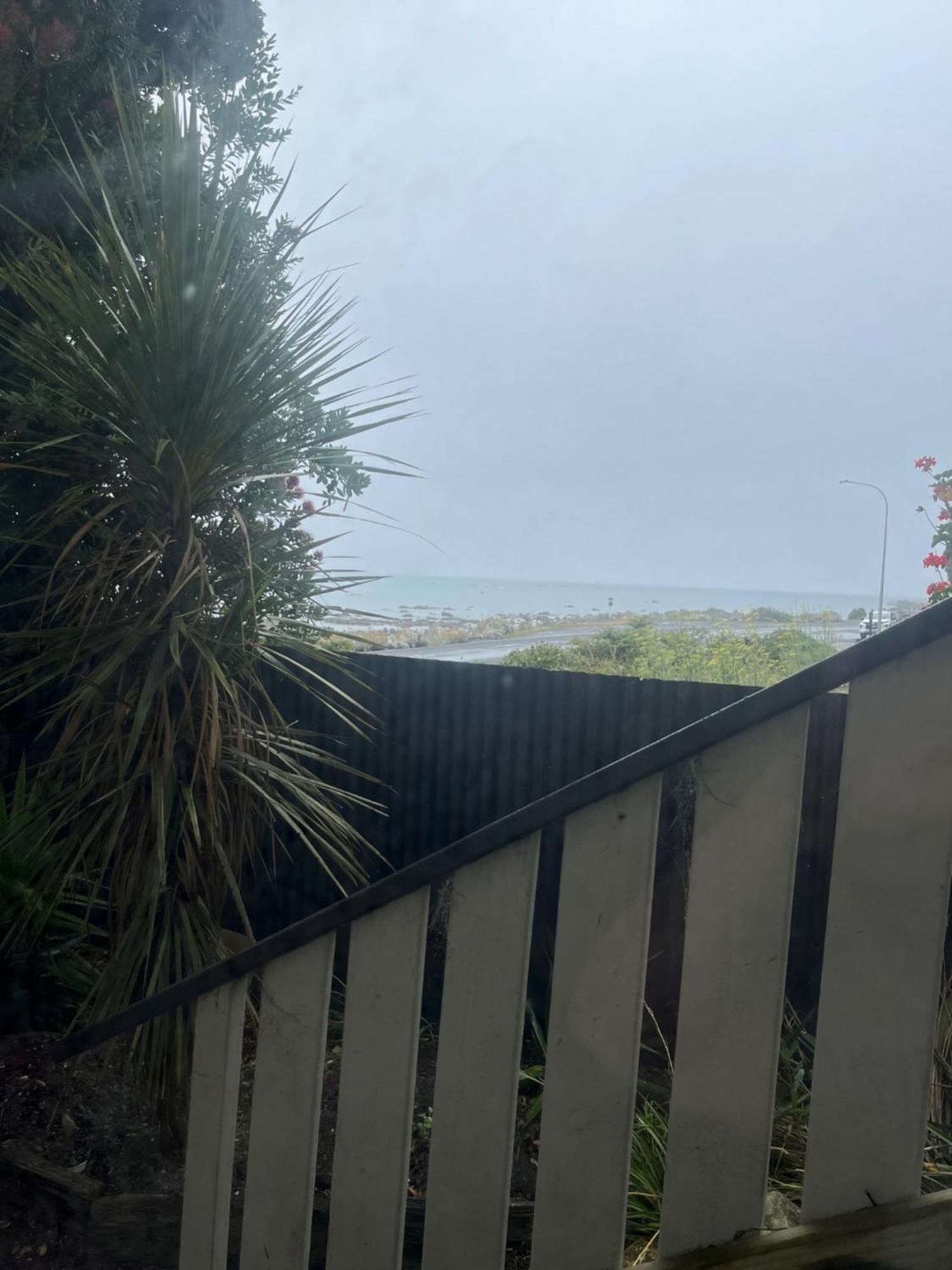 Kaikoura Seaside Lodge Экстерьер фото