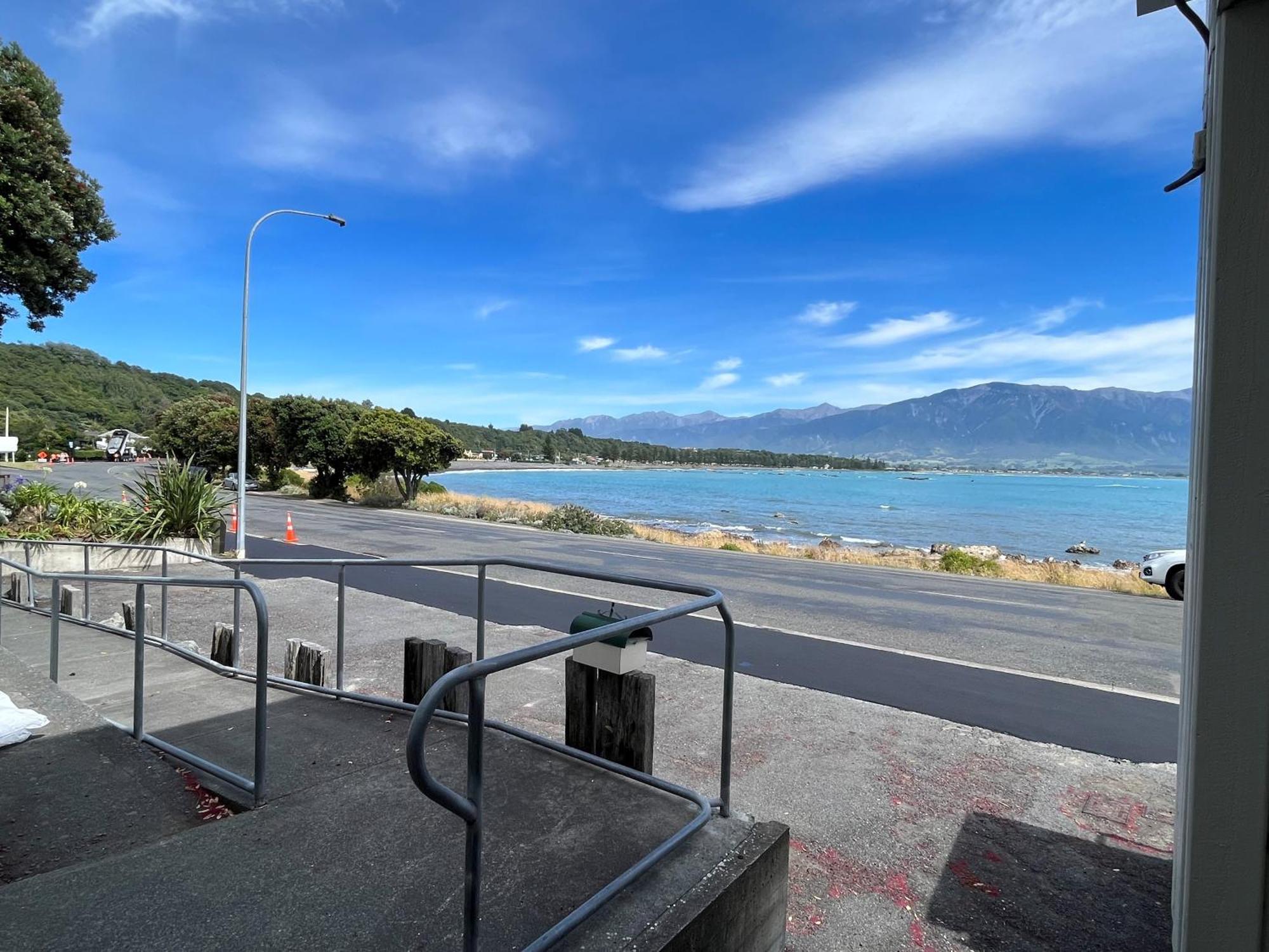 Kaikoura Seaside Lodge Экстерьер фото